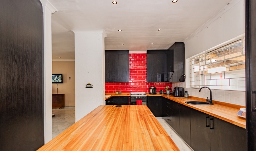 3 Bedroom Property for Sale in St Dumas Western Cape